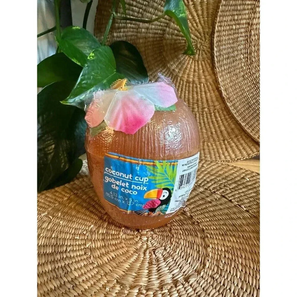 NEW Coconut Cup - Picture 1 of 6